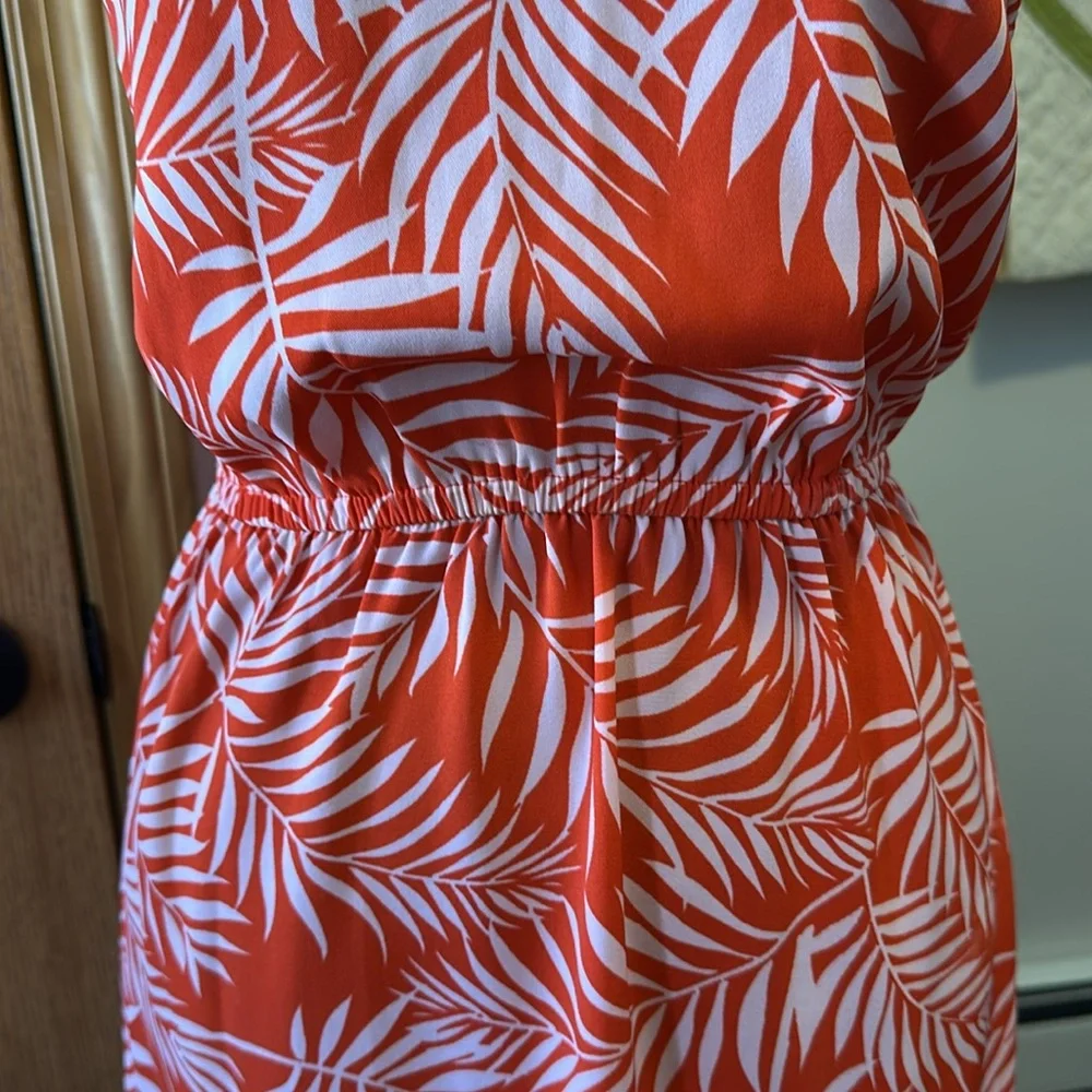 41 Hawthorn Orange and White Leaf Print Dress - Picture 4 of 9